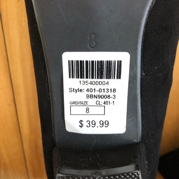 Sandra Vendetti Milan Faux Suede Low Heeled Pumps Size 8 - Picture 8 of 8